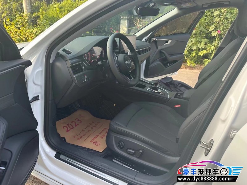 22年奥迪A4轿车抵押车出售
