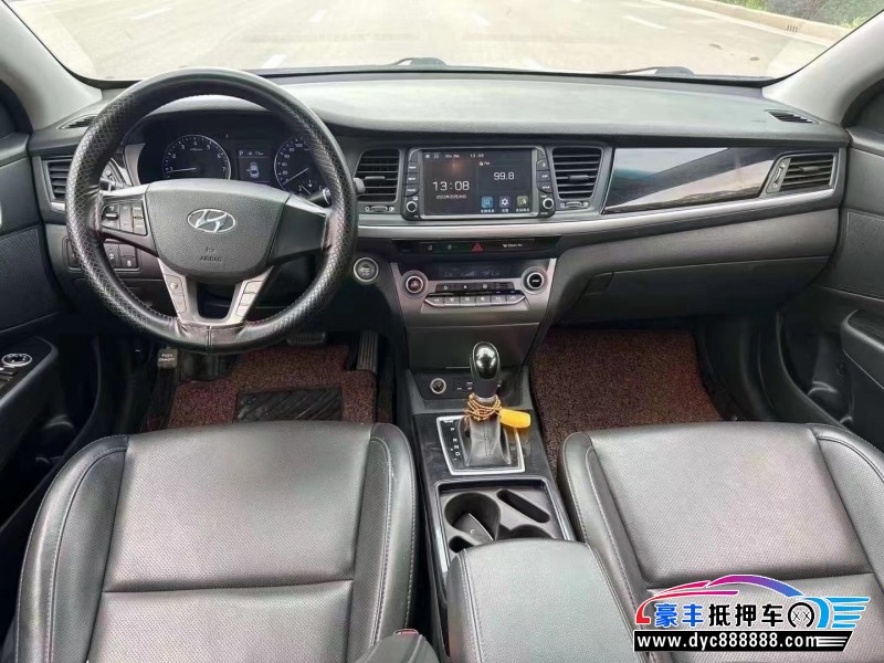 18年现代名图轿车抵押车出售