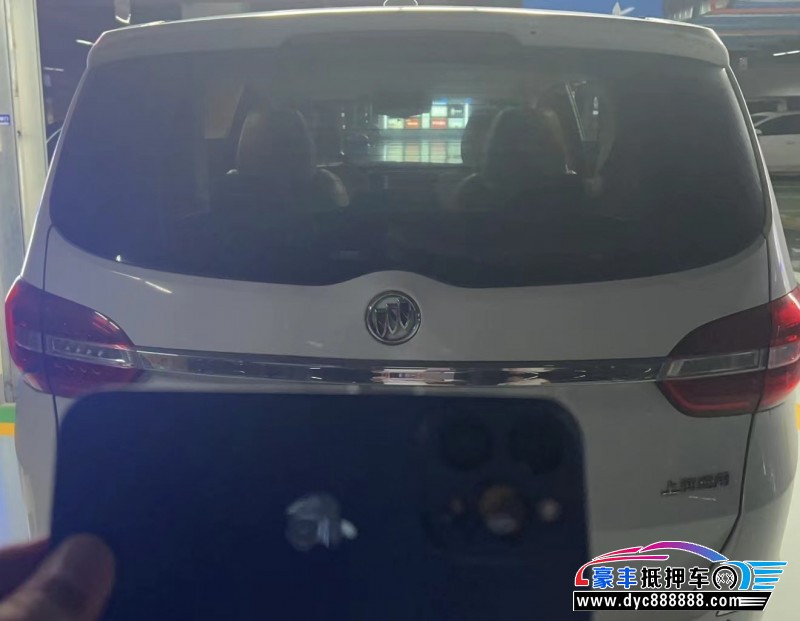 15年别克GL8MPV抵押车出售