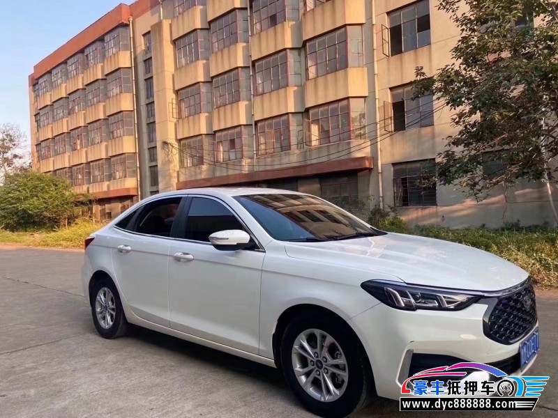 21年福特福睿斯轿车抵押车出售