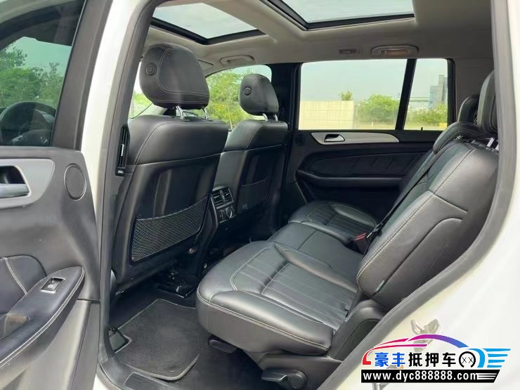 17年福特E350轿车抵押车出售