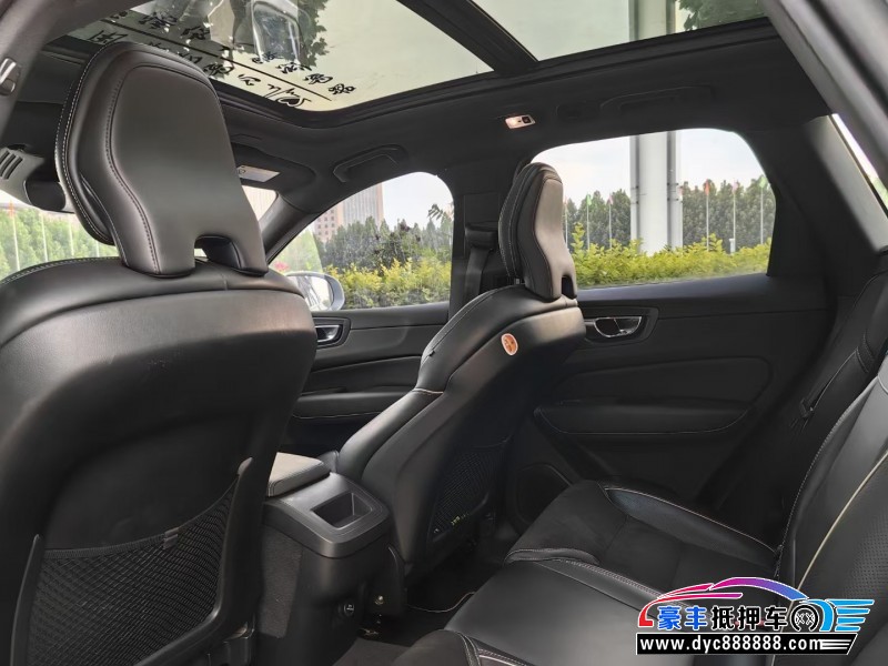 19年沃尔沃XC60SUV抵押车出售