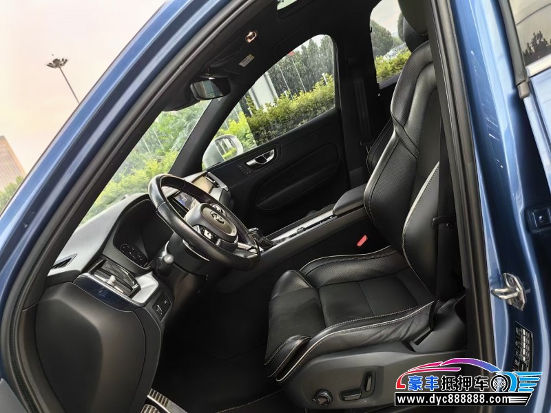 19年沃尔沃XC60SUV抵押车出售