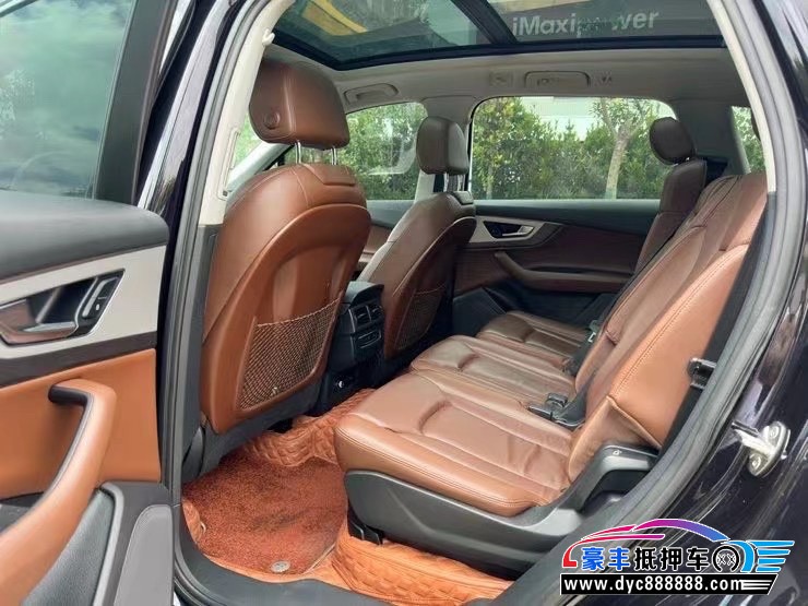 18年奥迪Q7轿车抵押车出售