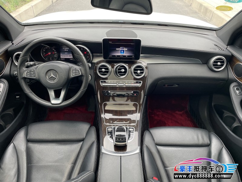 18年奔驰GLCSUV抵押车出售