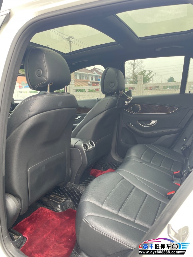 18年奔驰GLCSUV抵押车出售