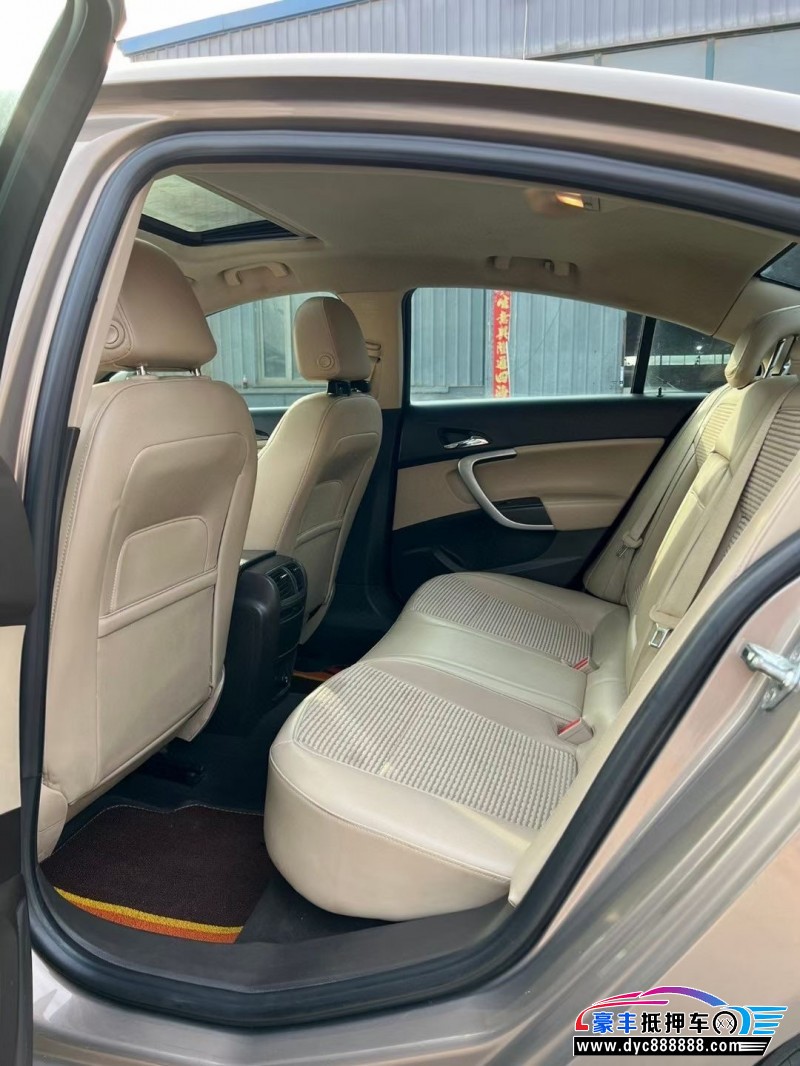 14年别克君威轿车抵押车出售