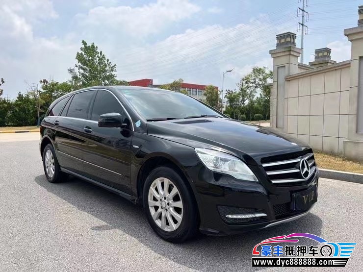 17年奔驰R轿车抵押车出售