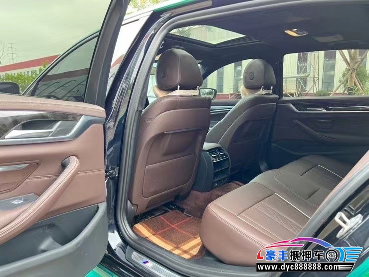 21年宝马5系轿车抵押车出售