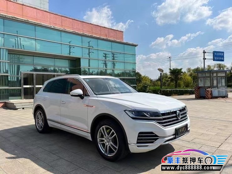 20年大众途锐轿车抵押车出售