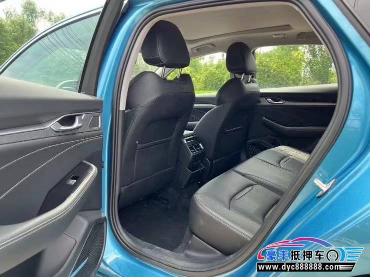 22年吉利星瑞轿车抵押车出售