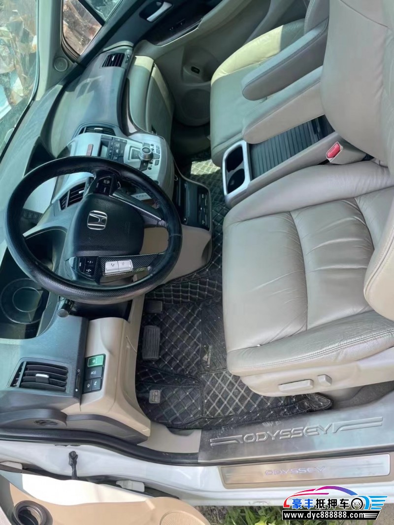 14年本田奥德赛轿车抵押车出售