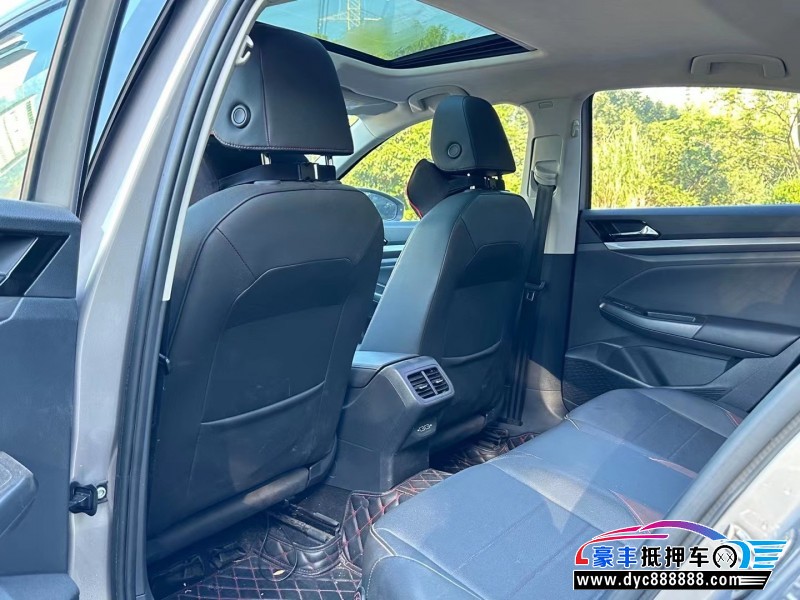 20年大众宝来轿车抵押车出售