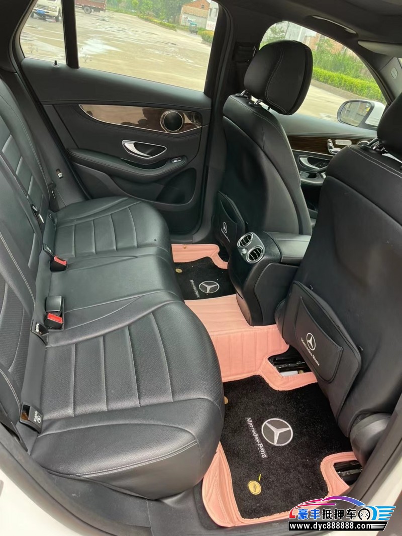 17年奔驰GLCSUV抵押车出售