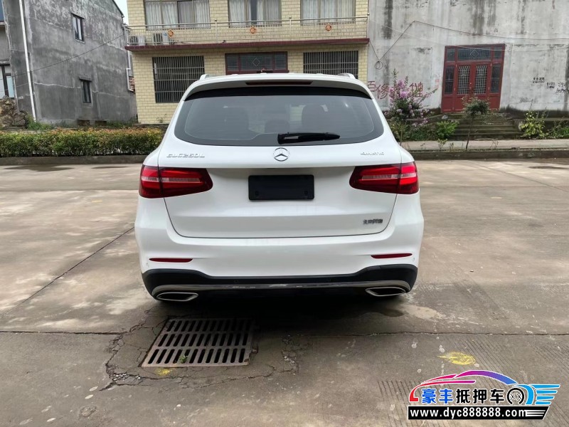 17年奔驰GLCSUV抵押车出售