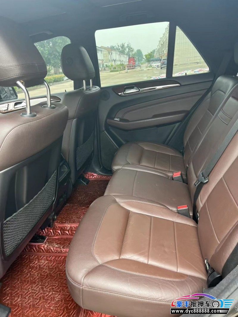 15年奔驰MLSUV抵押车出售