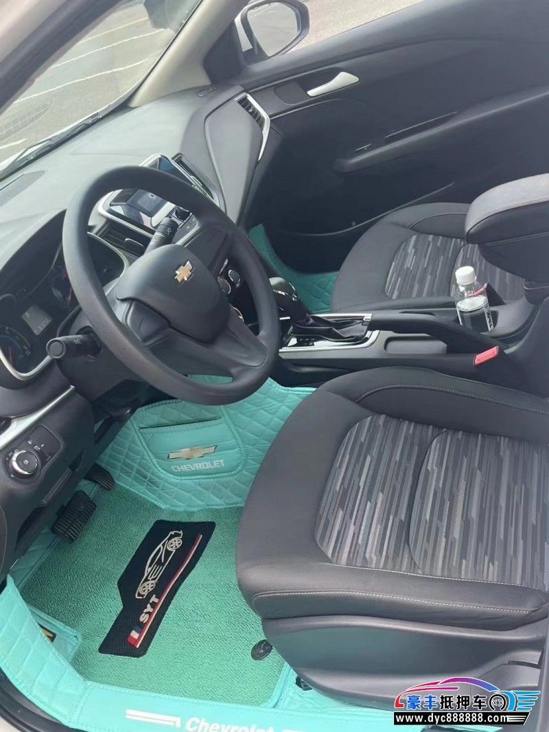 19年雪佛兰科沃兹轿车抵押车出售