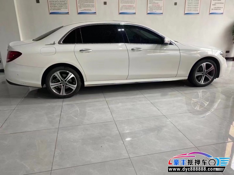 18年奔驰E轿车抵押车出售