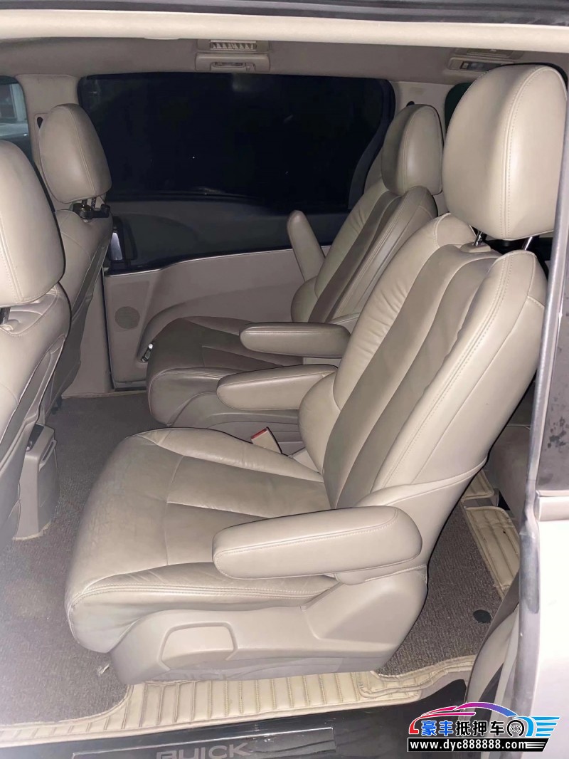 15年别克GL8MPV抵押车出售