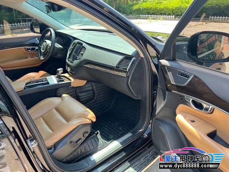 16年沃尔沃XC90轿车抵押车出售