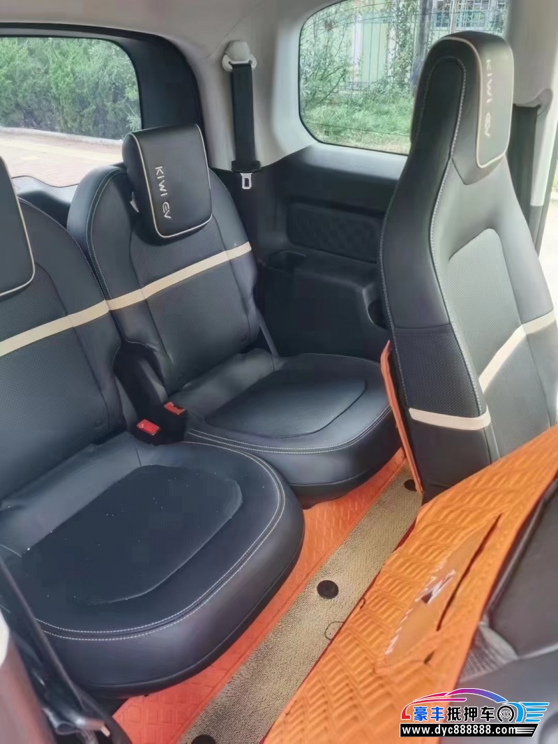 23年宝骏kiwi ev轿车抵押车出售