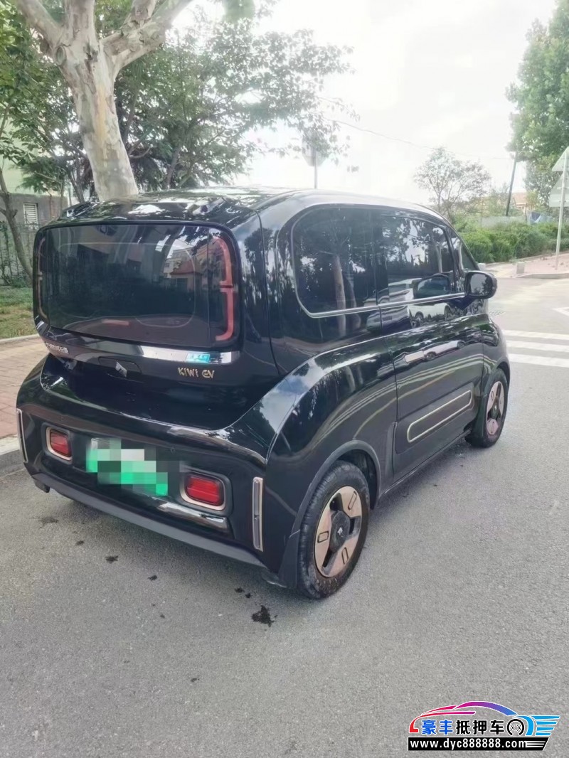 23年宝骏kiwi ev轿车抵押车出售