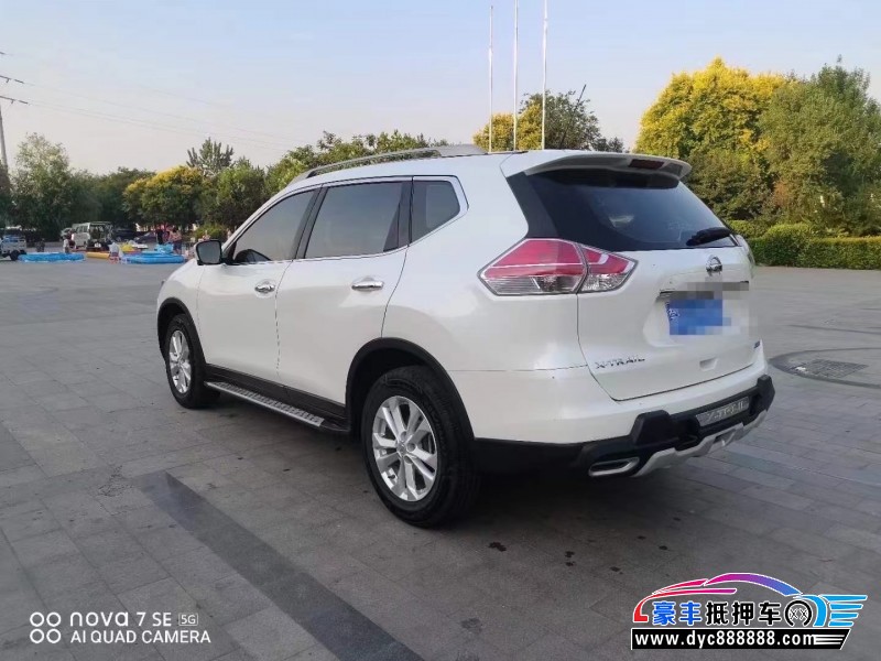 16年日产奇骏轿车抵押车出售