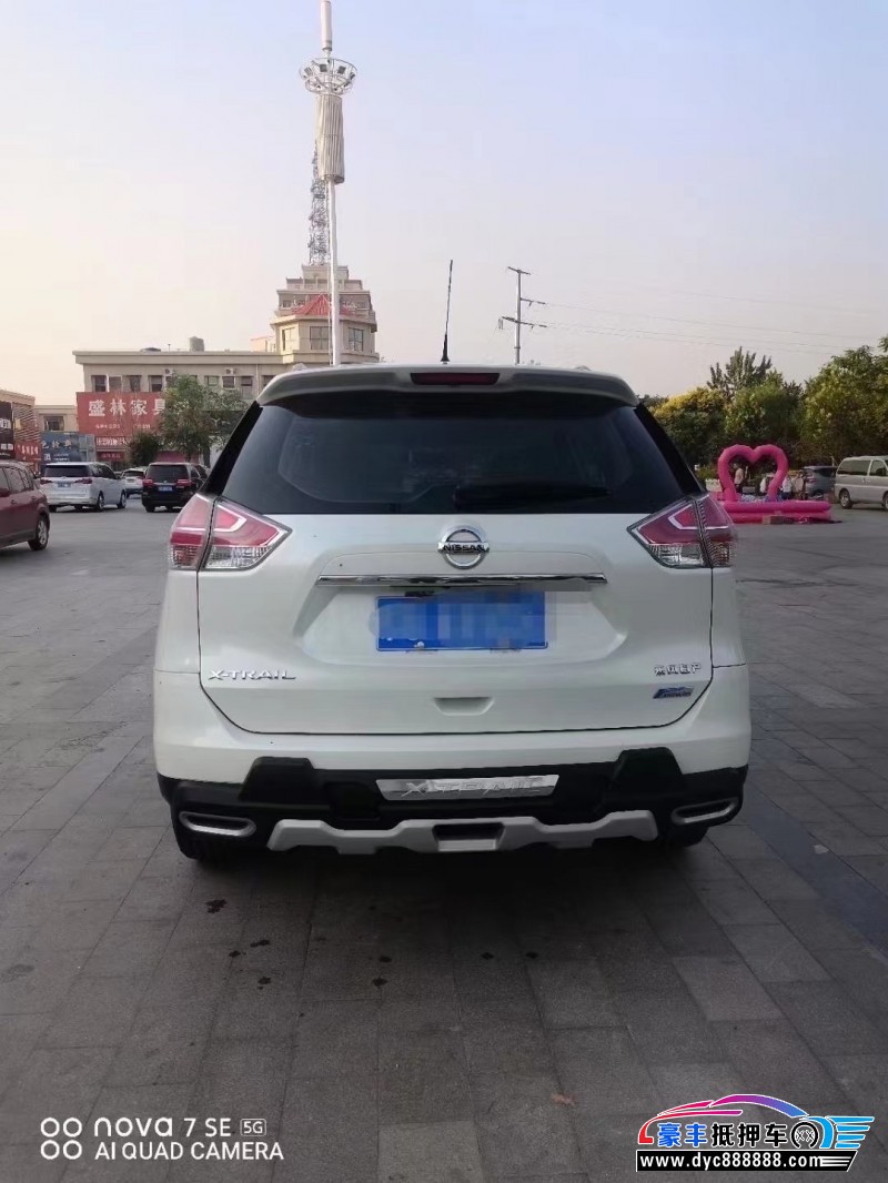 16年日产奇骏轿车抵押车出售