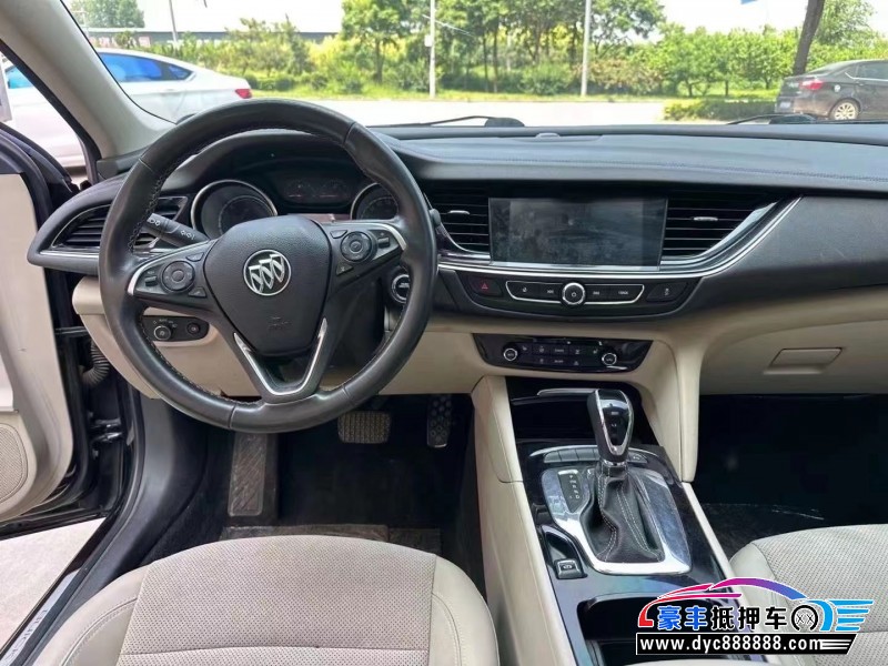 18年别克君威轿车抵押车出售