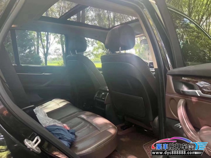 14年宝马X5轿车抵押车出售