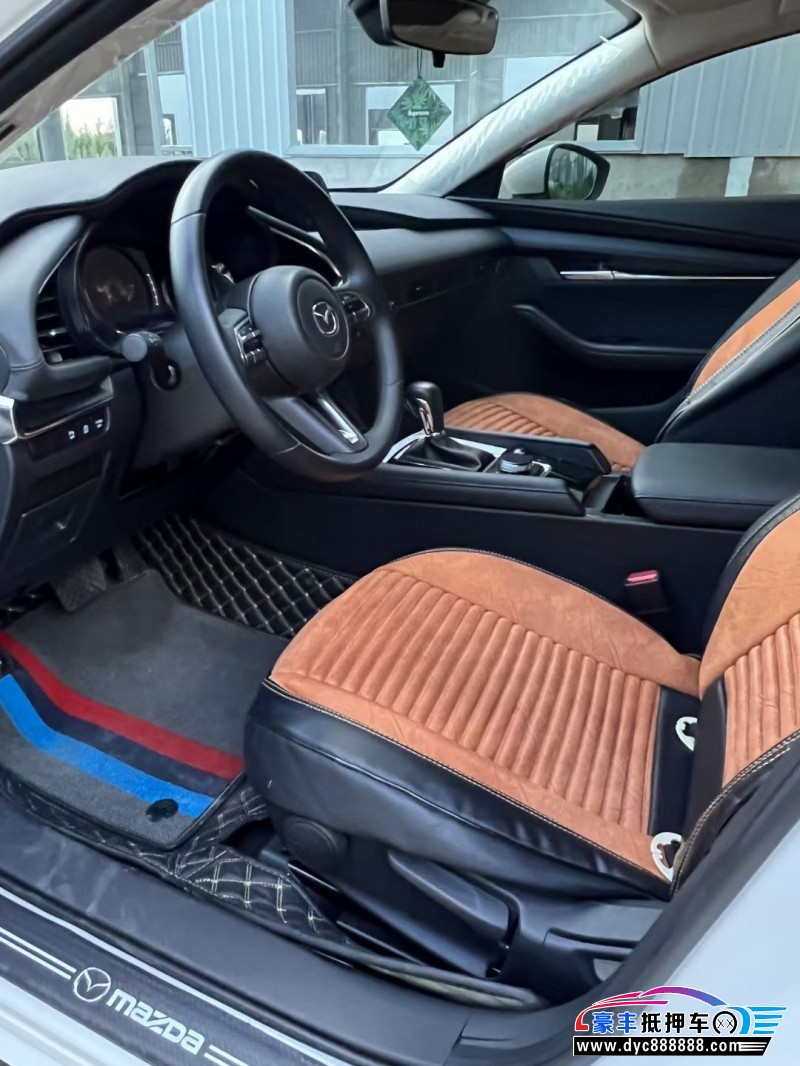 22年马自达昂克赛拉轿车抵押车出售