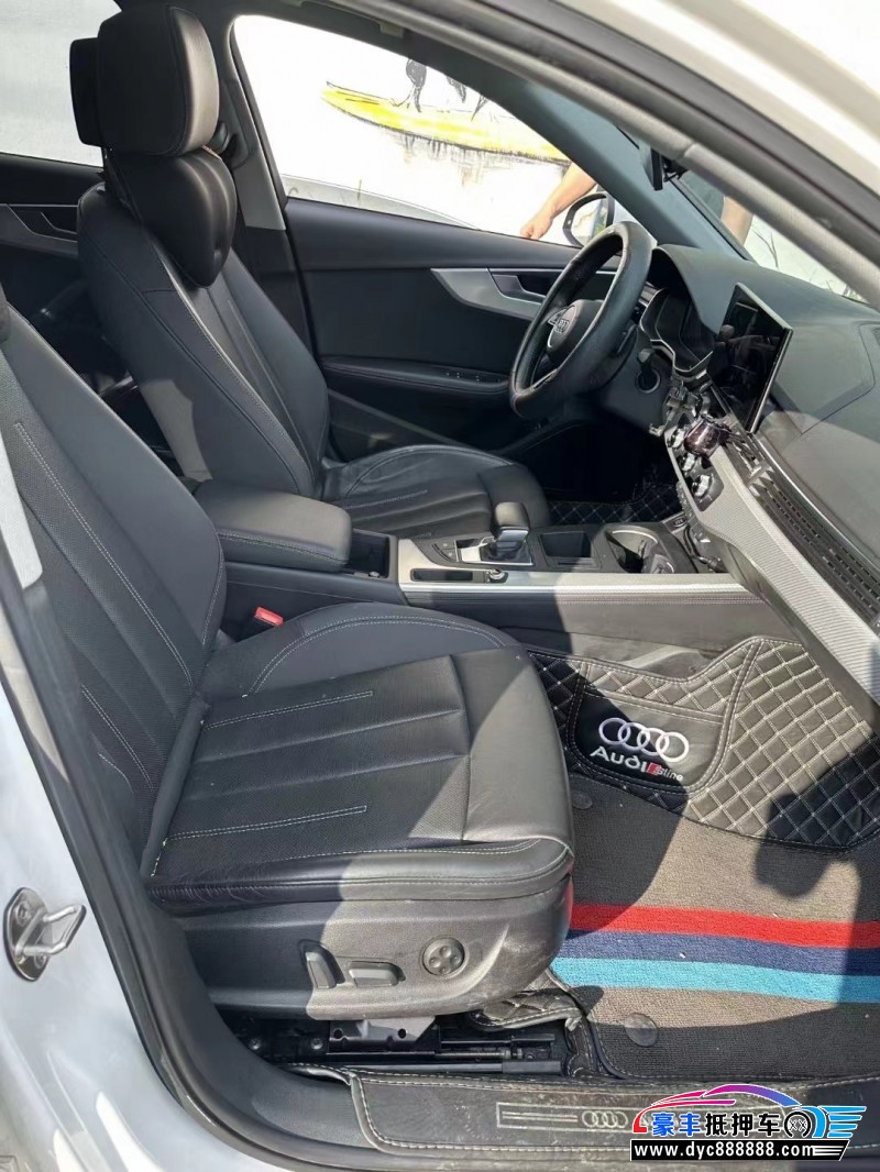 21年奥迪A4轿车抵押车出售