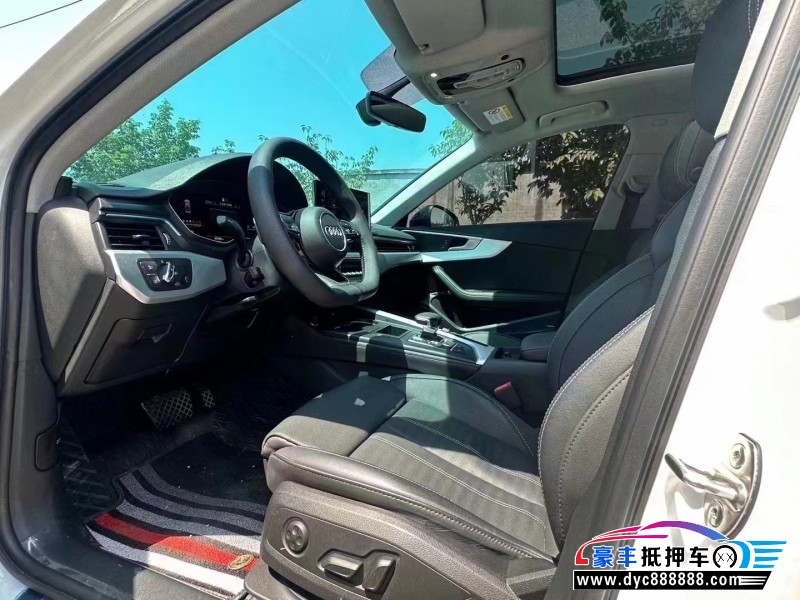 22年奥迪A4轿车抵押车出售