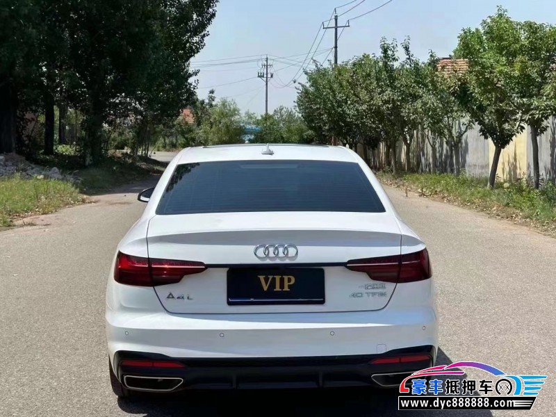 22年奥迪A4轿车抵押车出售