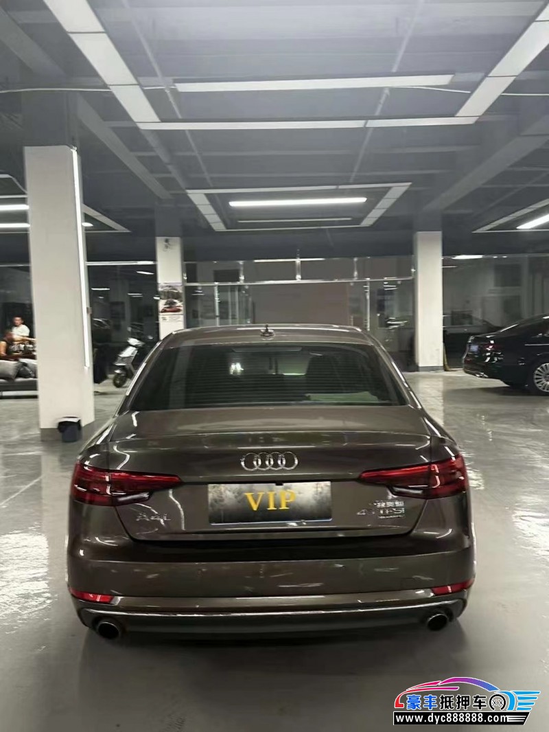 17年奥迪A4轿车抵押车出售