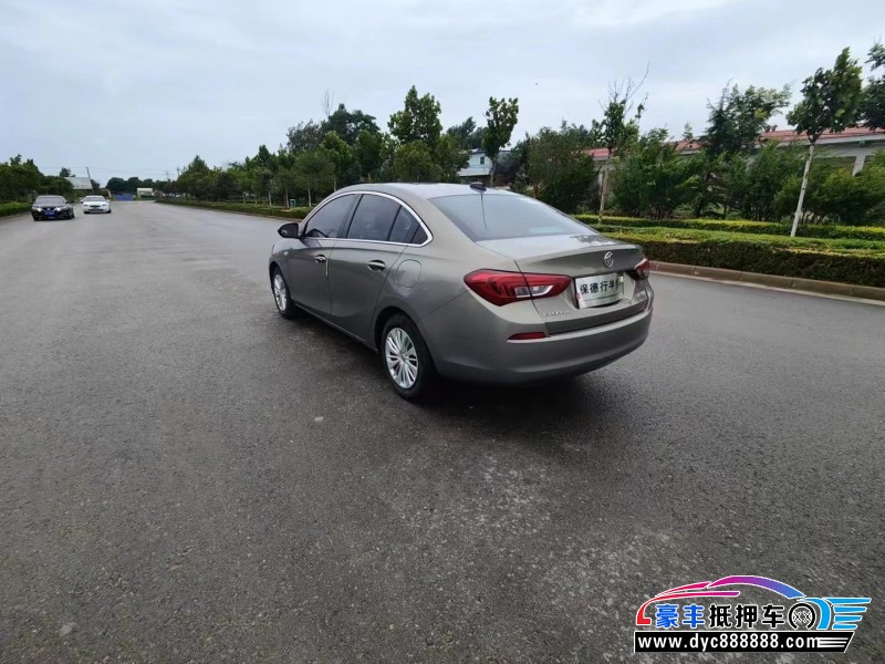 19年别克凯越轿车抵押车出售