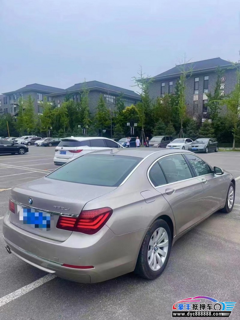 14年宝马7系轿车抵押车出售