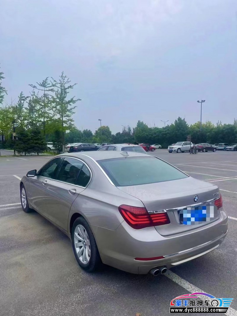 14年宝马7系轿车抵押车出售