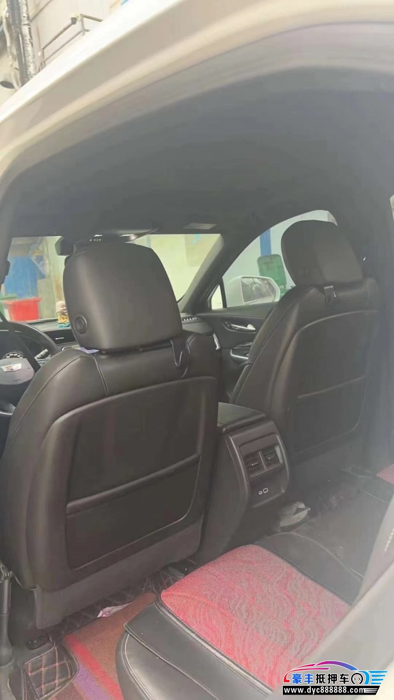 20年凯迪拉克XT4轿车抵押车出售