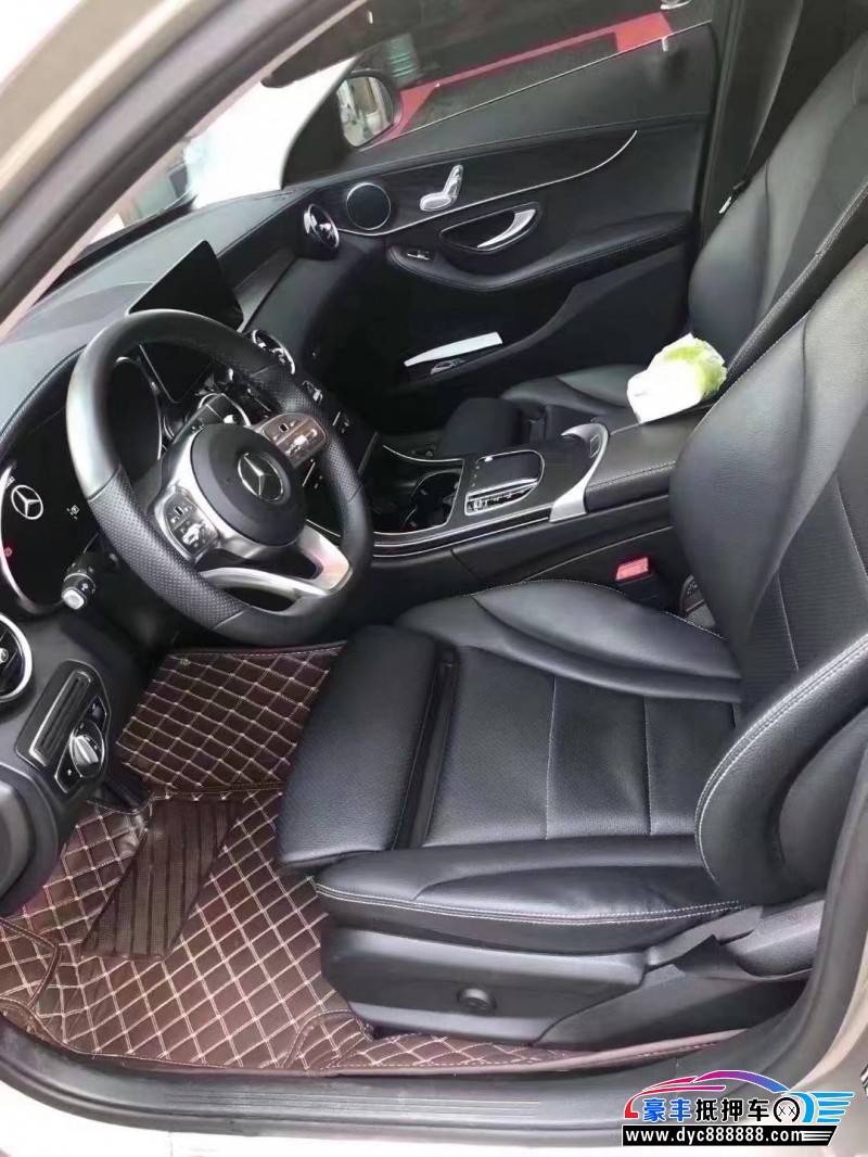 20年奔驰C轿车抵押车出售