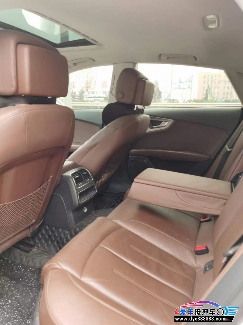 18年奥迪A7轿车抵押车出售