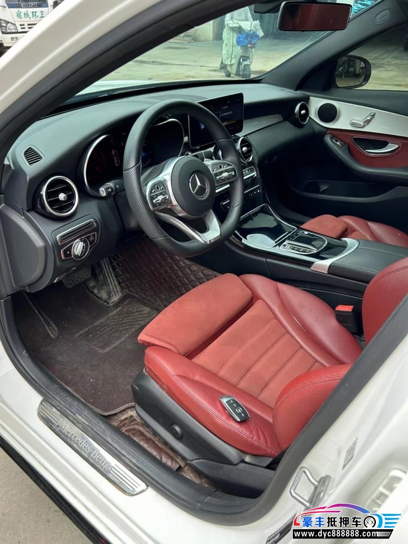 20年奔驰C轿车抵押车出售