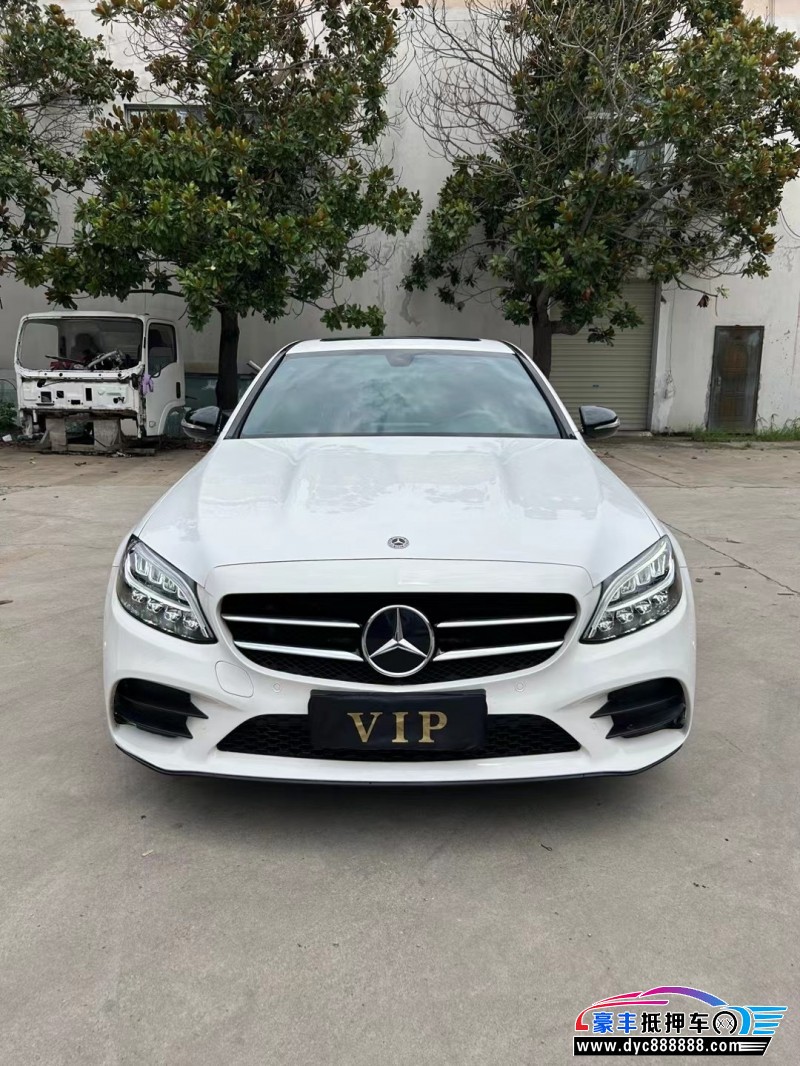 20年奔驰C轿车抵押车出售