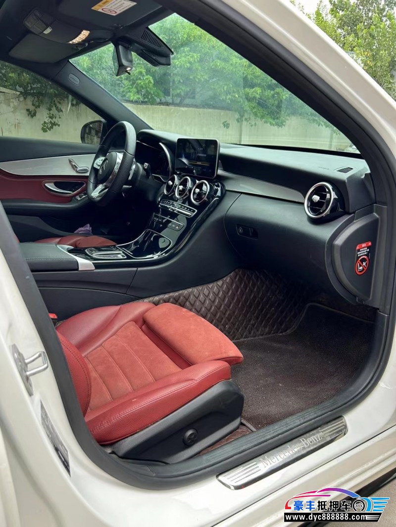 20年奔驰C轿车抵押车出售