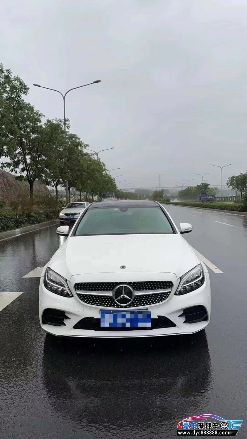 20年奔驰C轿车抵押车出售