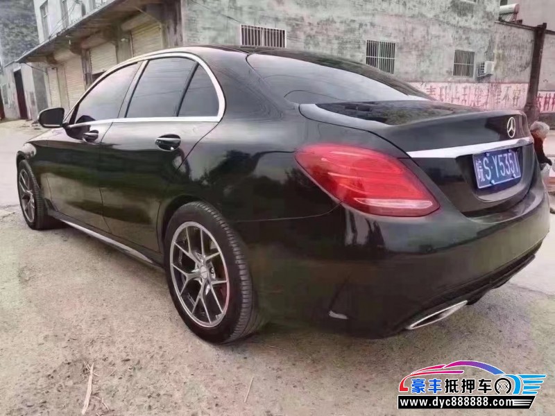 17年奔驰C轿车抵押车出售
