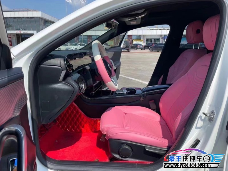 21年奔驰A轿车抵押车出售