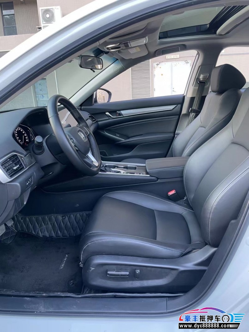 22年本田雅阁轿车抵押车出售