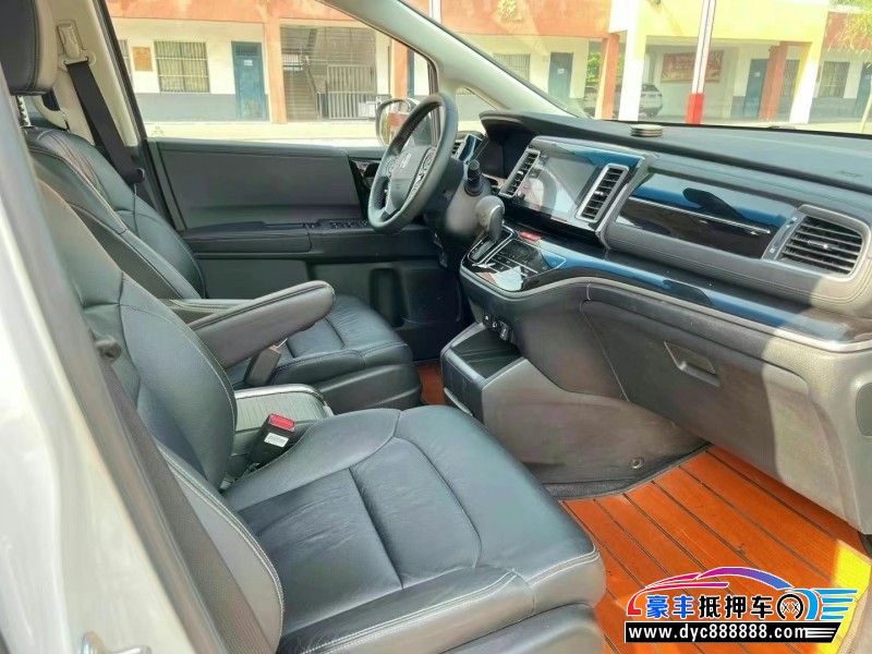 21年本田艾力绅轿车抵押车出售