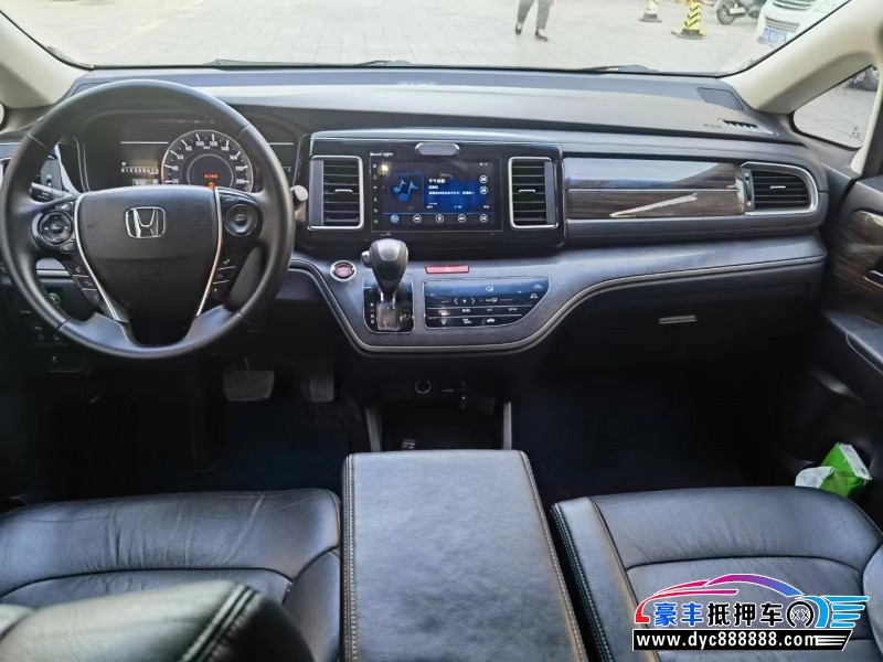 16年本田艾力绅轿车抵押车出售